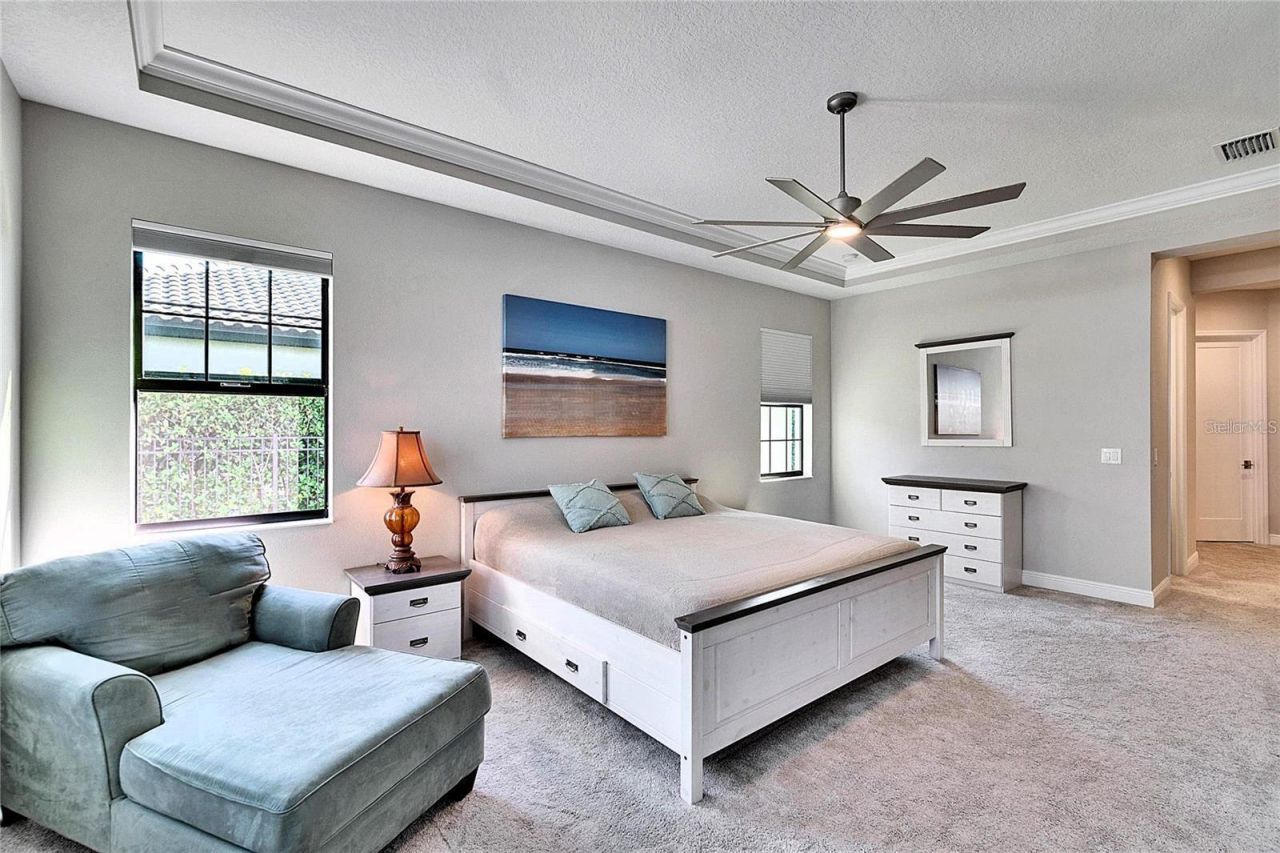 10304 Meadowrun Drive, Lithia, FL 33547 Photo