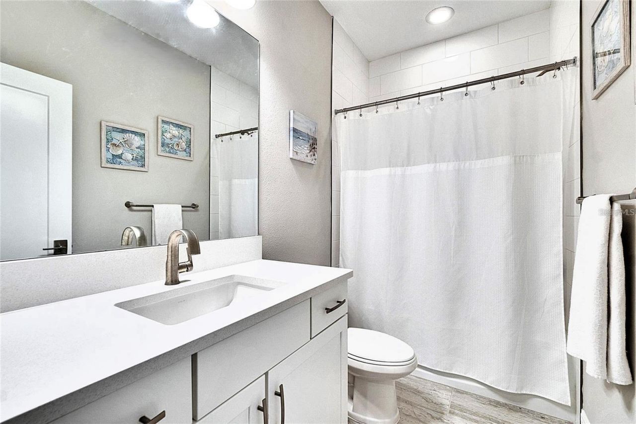 10304 Meadowrun Drive, Lithia, FL 33547 Photo