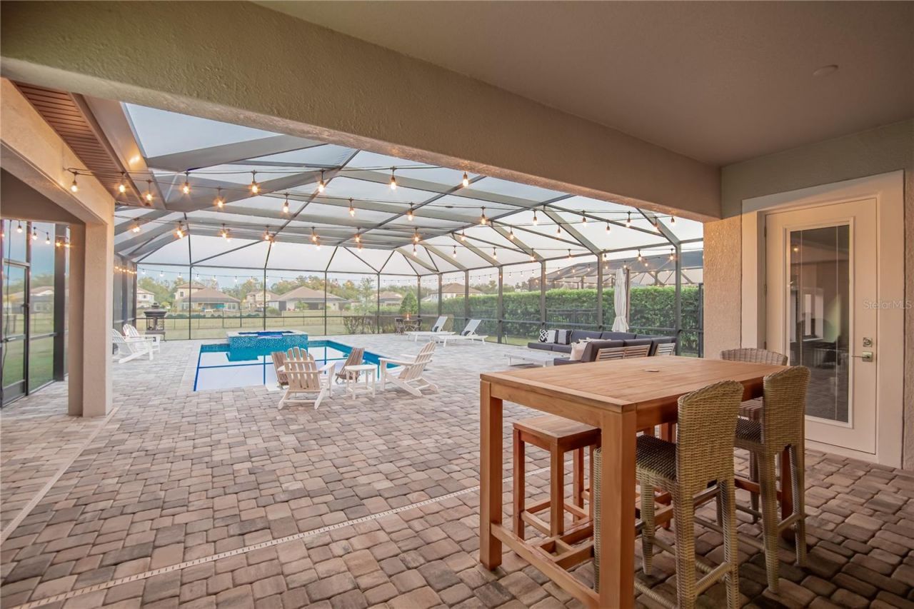 10304 Meadowrun Drive, Lithia, FL 33547 Photo