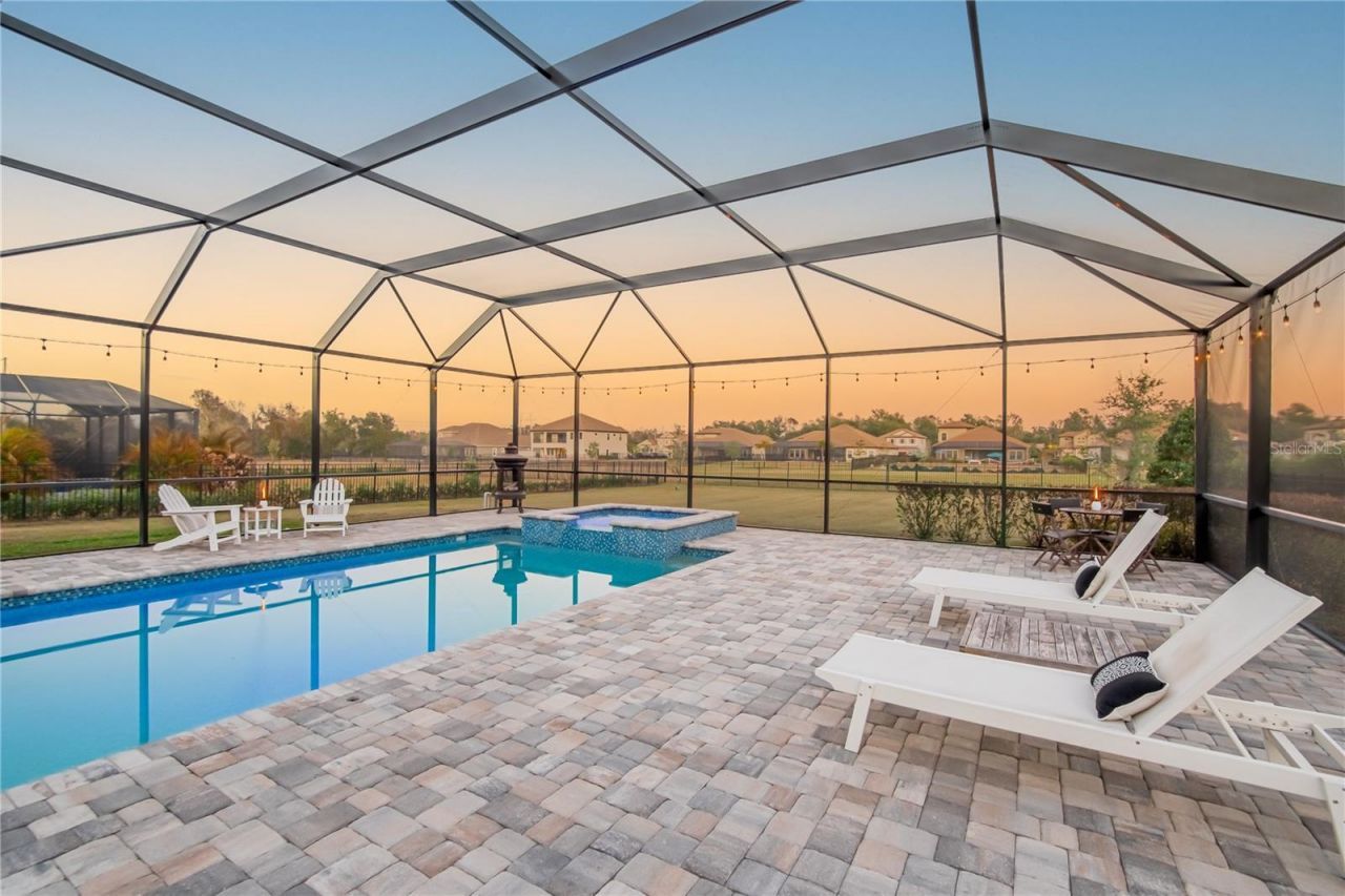 10304 Meadowrun Drive, Lithia, FL 33547 Photo