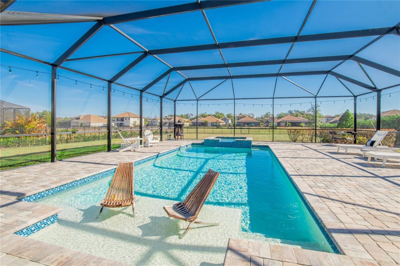 10304 Meadowrun Drive, Lithia, FL 33547 Photo