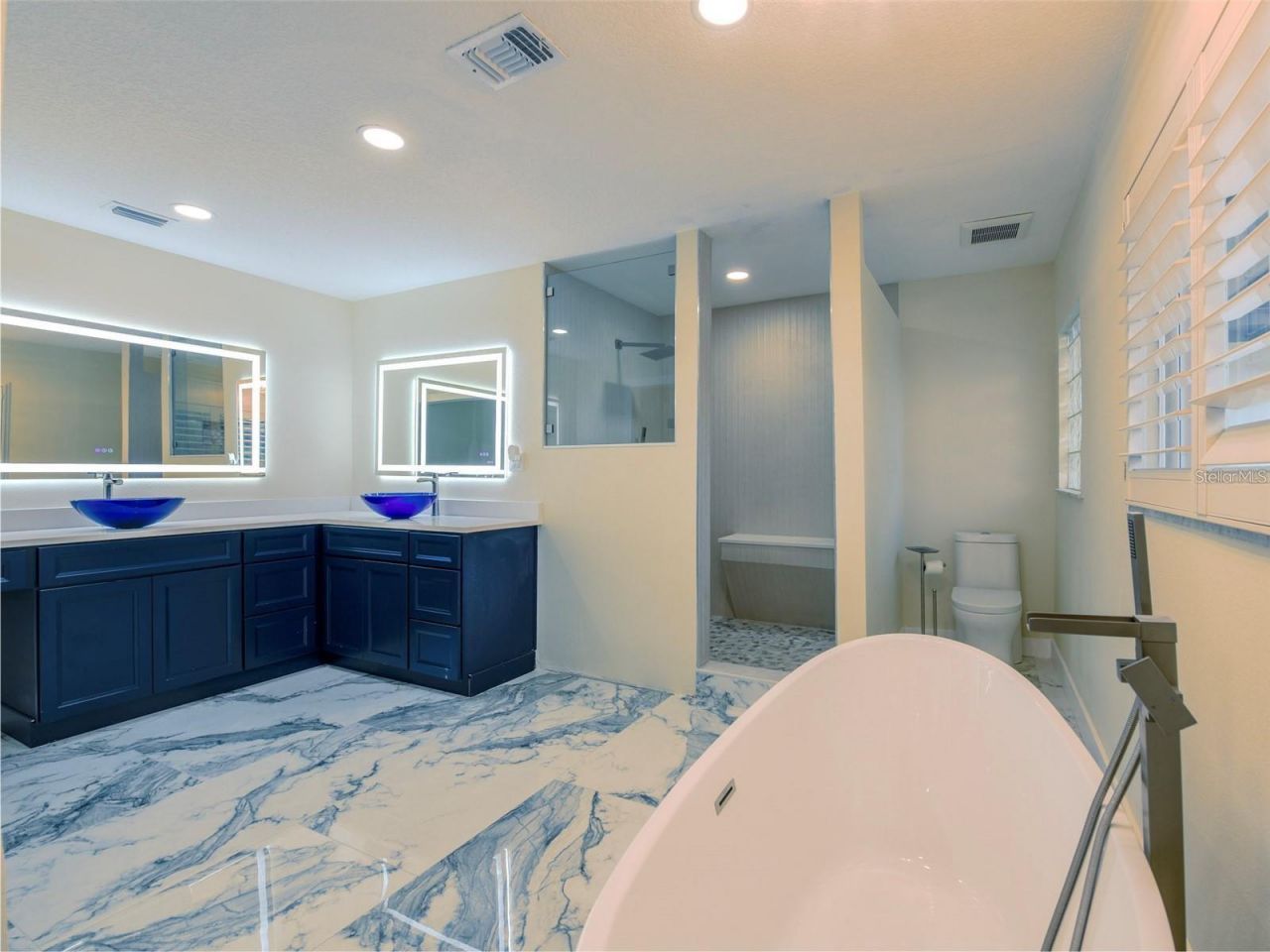 6400 Mockingbird Way S, Saint Petersburg, FL 33707 Photo