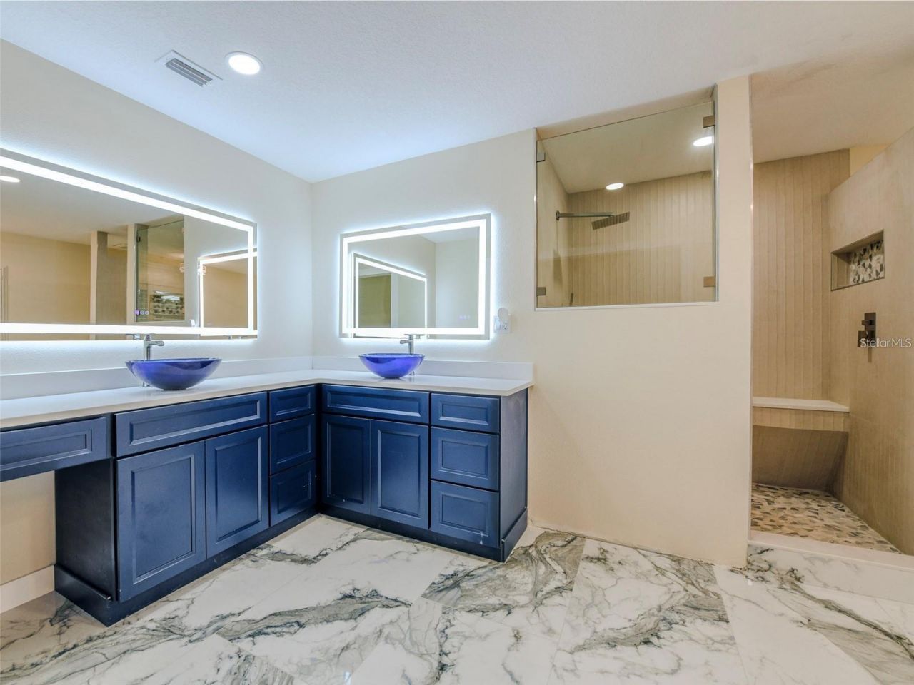 6400 Mockingbird Way S, Saint Petersburg, FL 33707 Photo