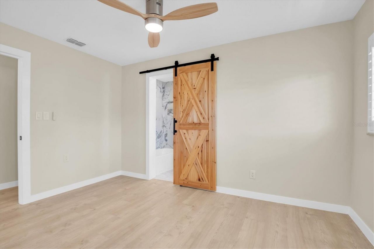 6400 Mockingbird Way S, Saint Petersburg, FL 33707 Photo