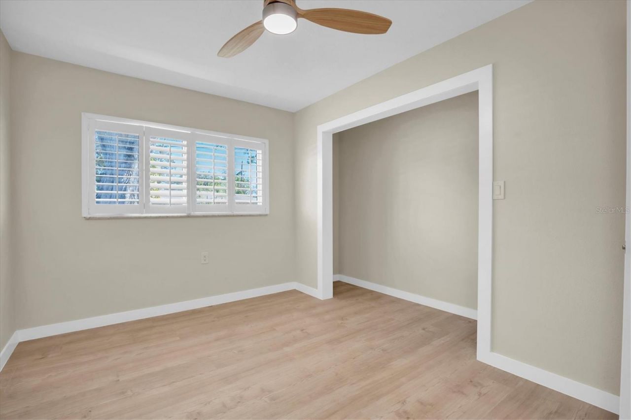 6400 Mockingbird Way S, Saint Petersburg, FL 33707 Photo