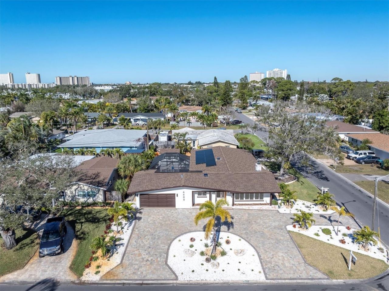 6400 Mockingbird Way S, Saint Petersburg, FL 33707 Photo