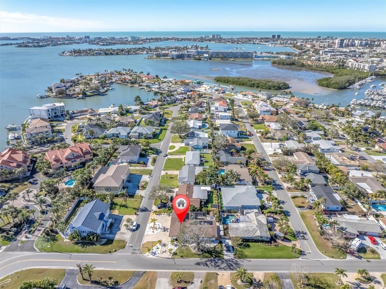 6400 Mockingbird Way S, Saint Petersburg, FL 33707 Photo
