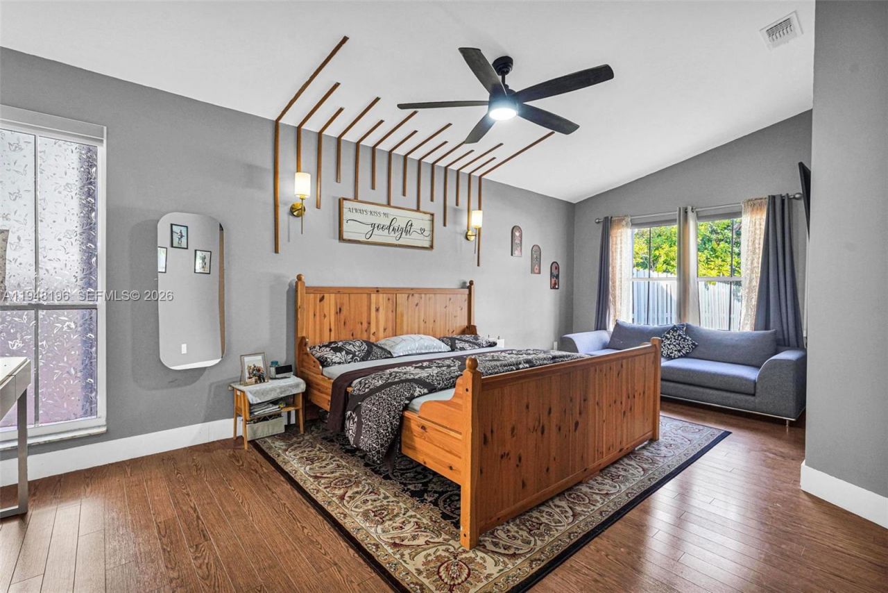 1975 NW 191st Ave, Pembroke Pines, FL 33029 Photo