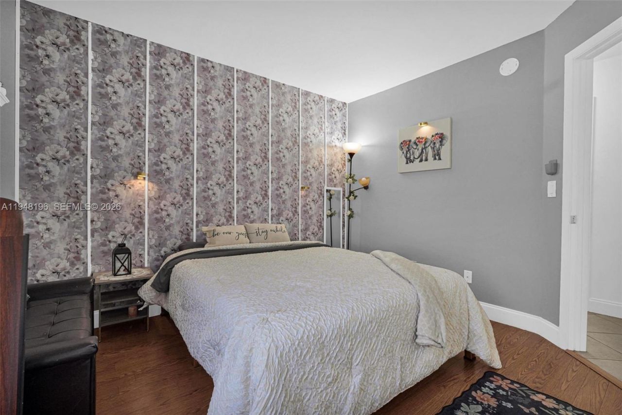 1975 NW 191st Ave, Pembroke Pines, FL 33029 Photo