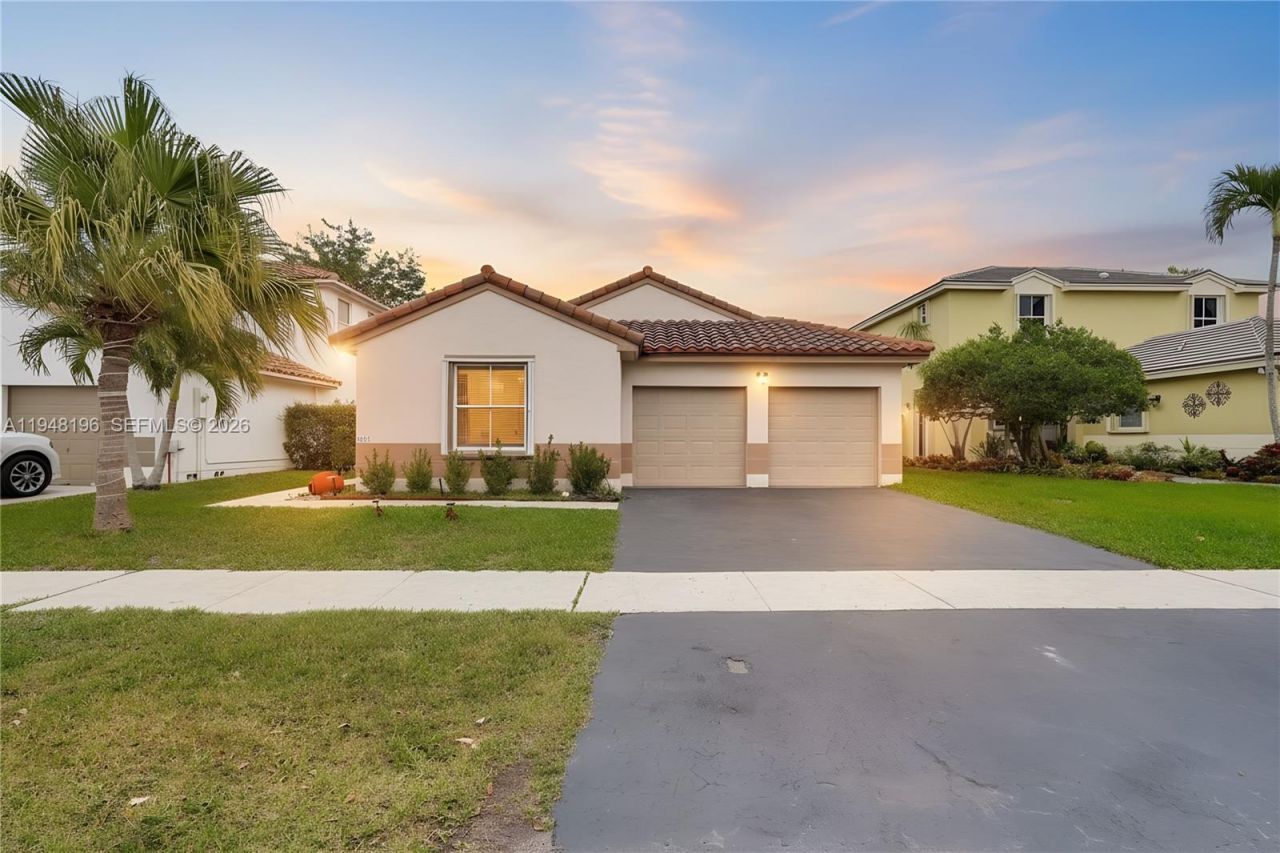 1975 NW 191st Ave, Pembroke Pines, FL 33029 Photo
