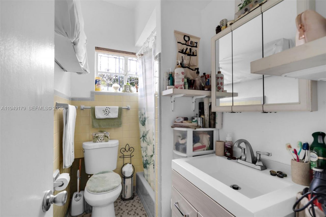 1829 NW 31st Ave, Miami, FL 33125 Photo