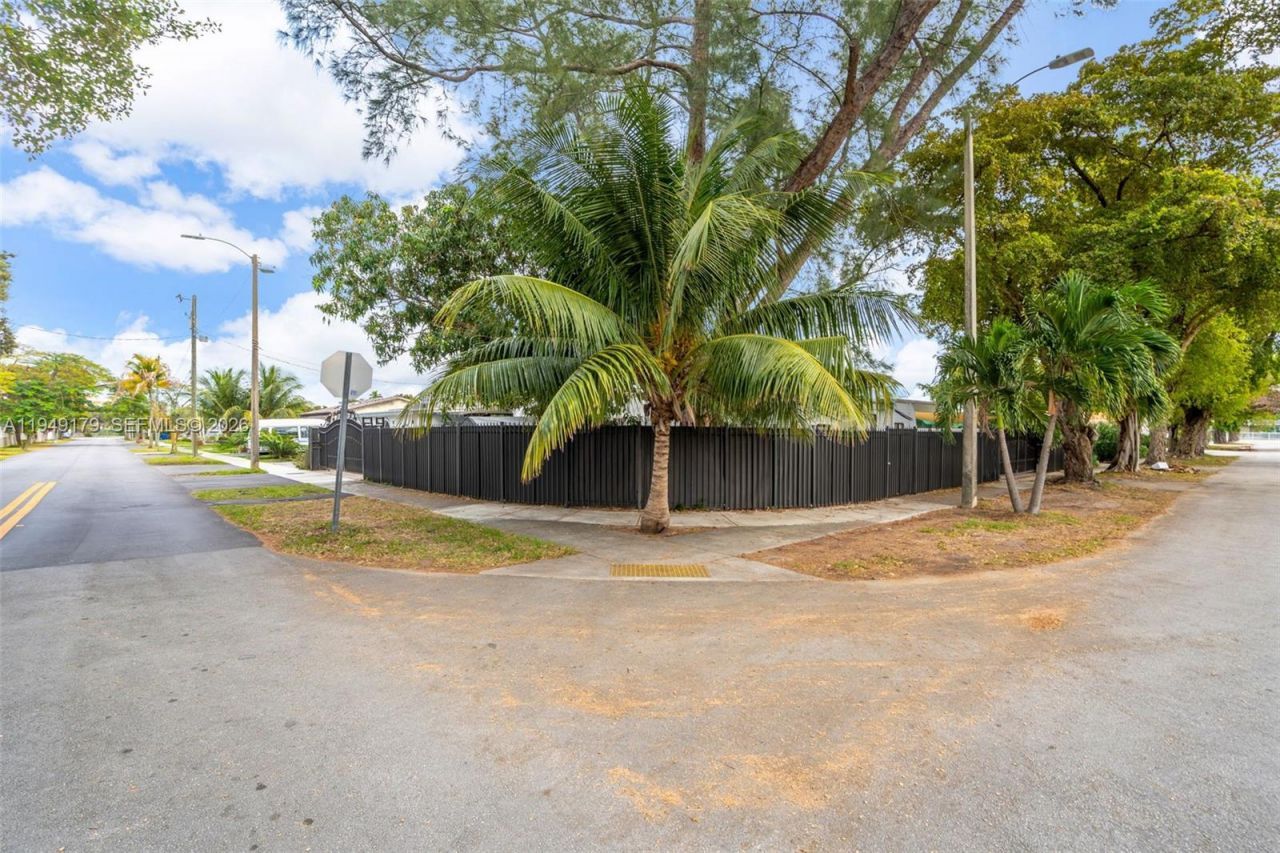 1829 NW 31st Ave, Miami, FL 33125 Photo