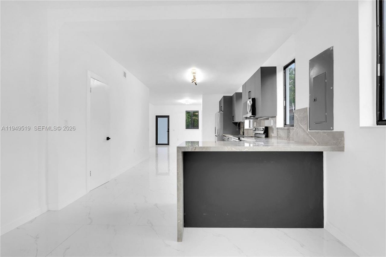 972 SW 44th Ave, Miami, FL 33134 Photo