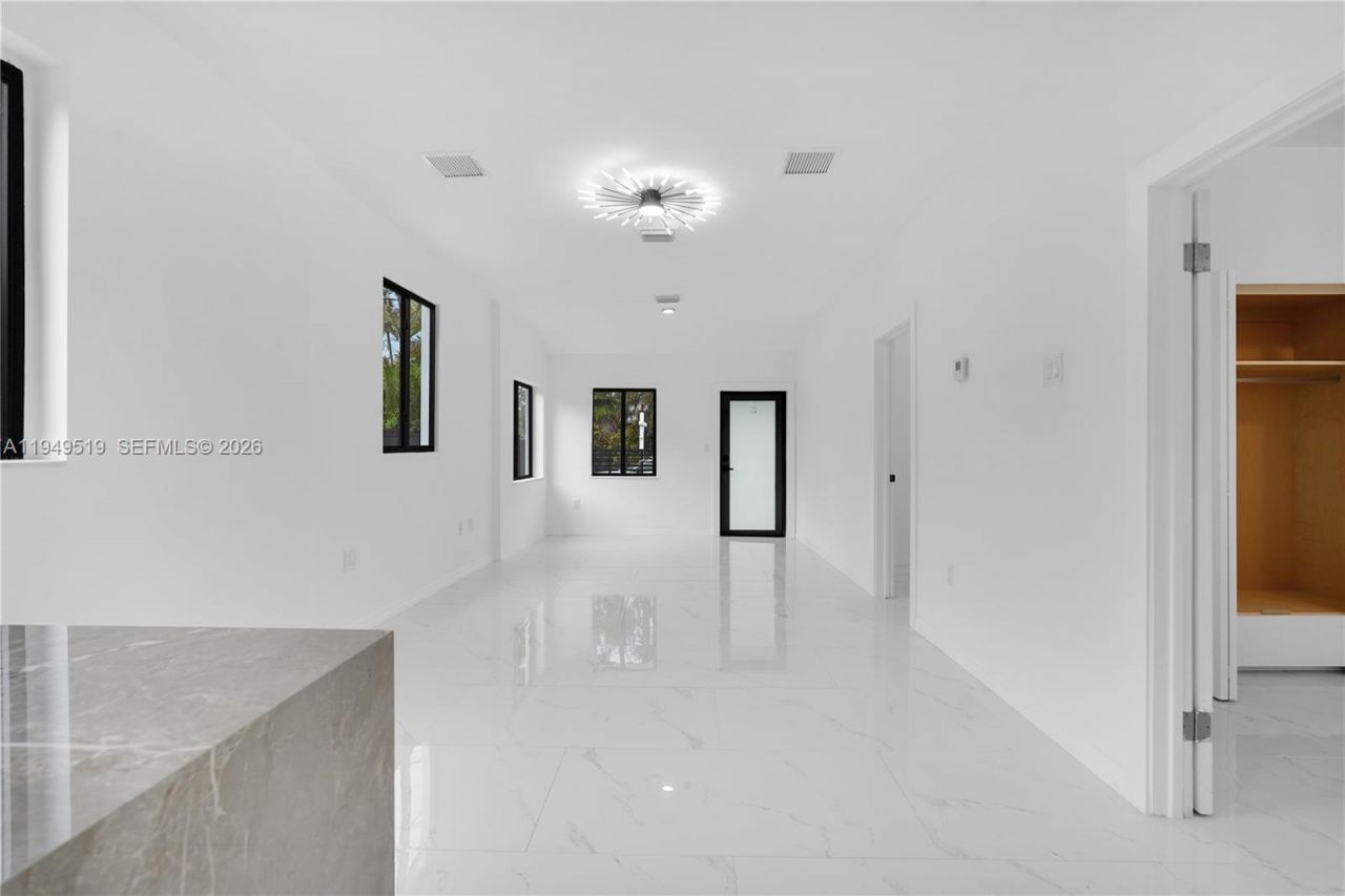 972 SW 44th Ave, Miami, FL 33134 Photo