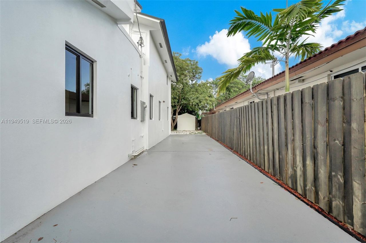 972 SW 44th Ave, Miami, FL 33134 Photo