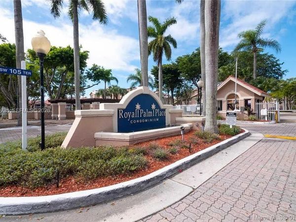 10521 SW 157th Pl, Unit 303, Miami, FL 33196