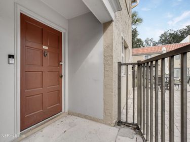 5811 ATLANTIC Boulevard, Unit 201, Jacksonville, FL 32207