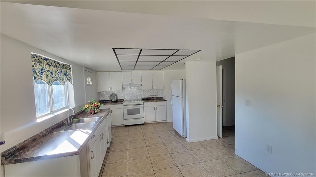 350 NE Granduer Avenue, Port Saint Lucie, FL 34983 Photo