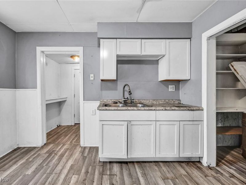 3405 Roehl Avenue, Cleveland, OH 44109 Photo 16