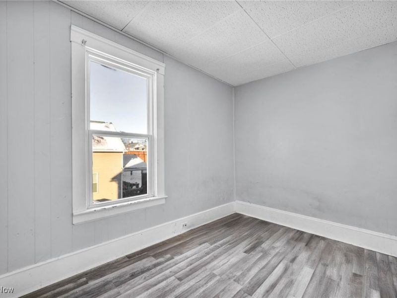 3405 Roehl Avenue, Cleveland, OH 44109 Photo 35