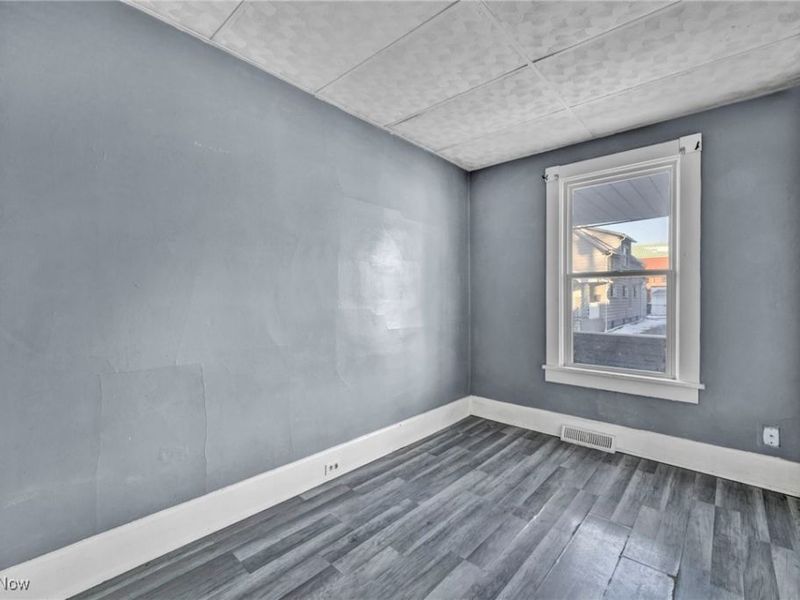 3405 Roehl Avenue, Cleveland, OH 44109 Photo 39