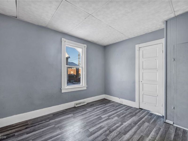 3405 Roehl Avenue, Cleveland, OH 44109 Photo 40