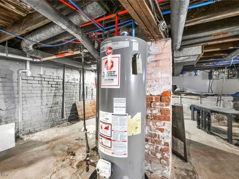 3405 Roehl Avenue, Cleveland, OH 44109 Photo 45