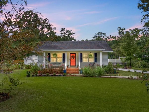 208 Bethea St, Latta, SC 29565