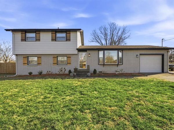 202 Longview Drive, Russellville, KY 42276