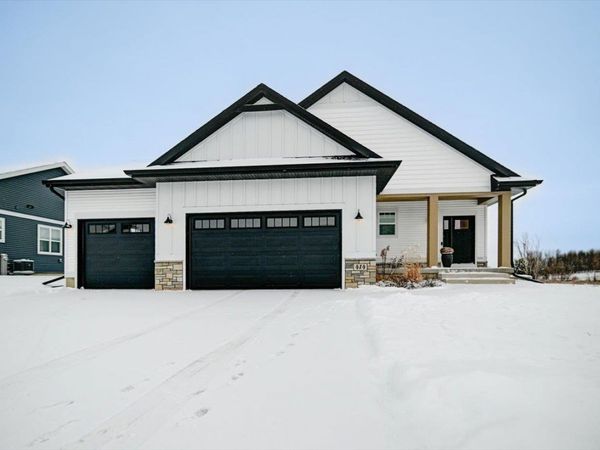 414 E School Road, Cottage Grove, WI 53527