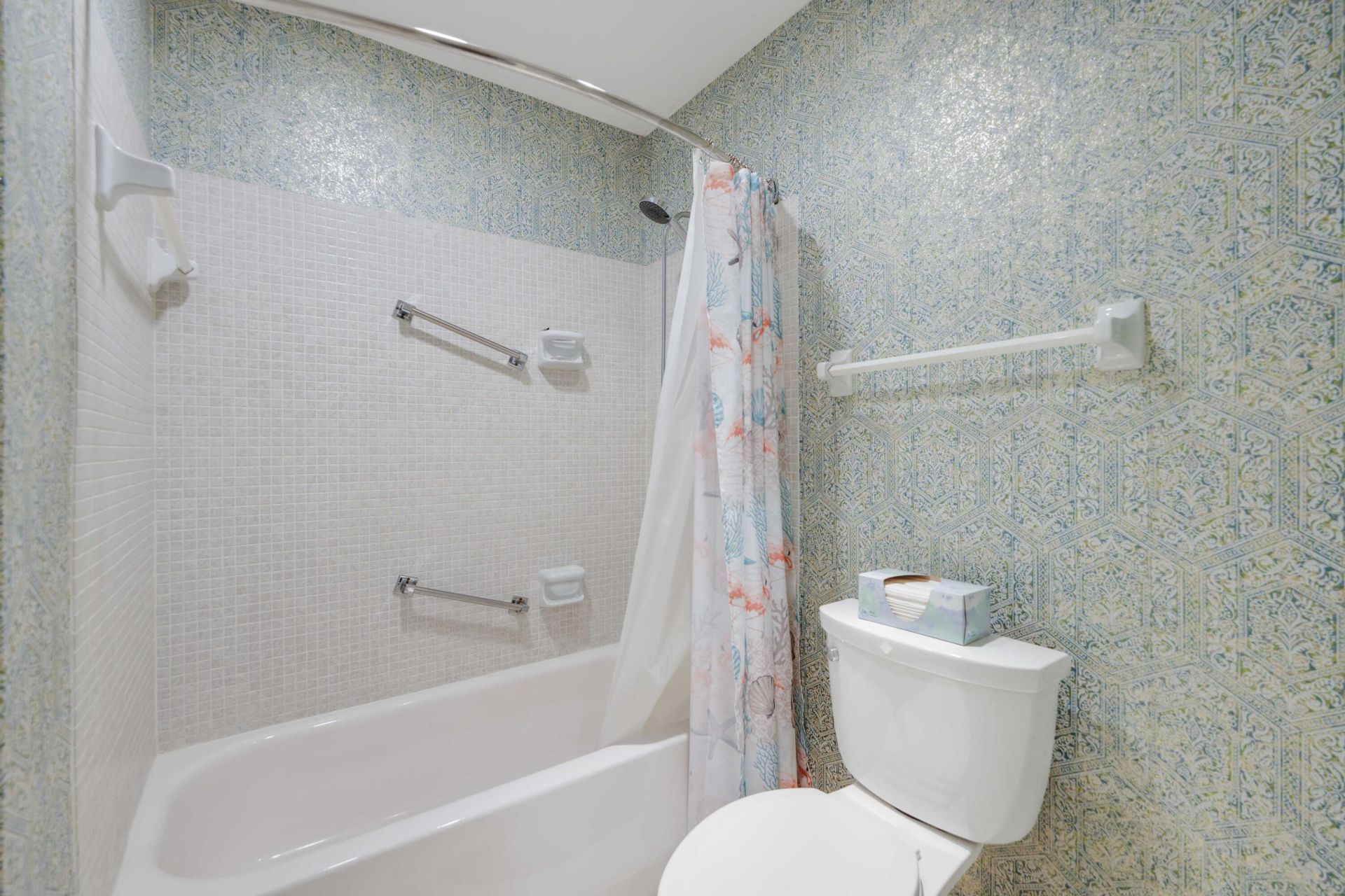 13757 Flora Place, Unit E, Delray Beach, FL 33484 Photo