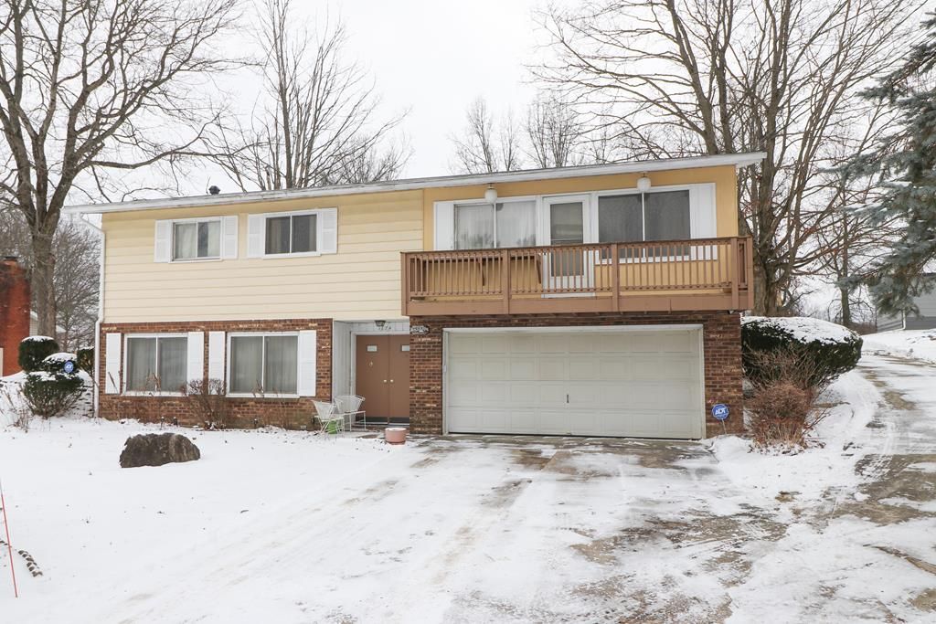 1674 Honeysuckle Drive, Mansfield, OH 44905 Main Photo