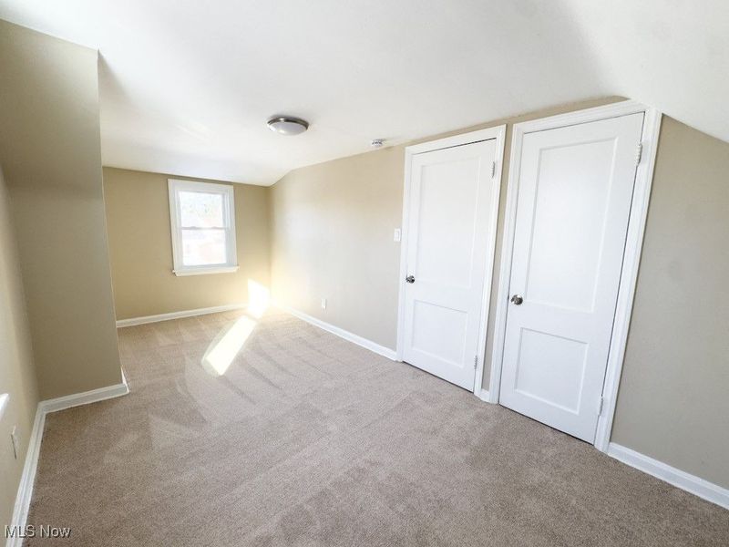 4201 Lambert Road, Cleveland, OH 44121 Photo 13