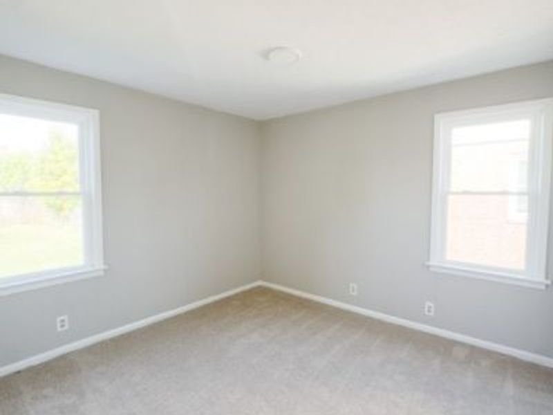 4201 Lambert Road, Cleveland, OH 44121 Photo 21