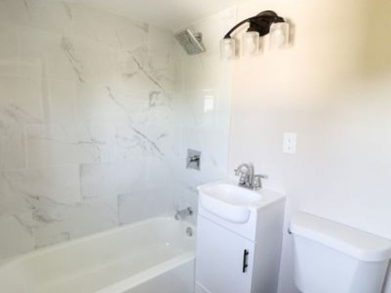 4201 Lambert Road, Cleveland, OH 44121 Photo 25