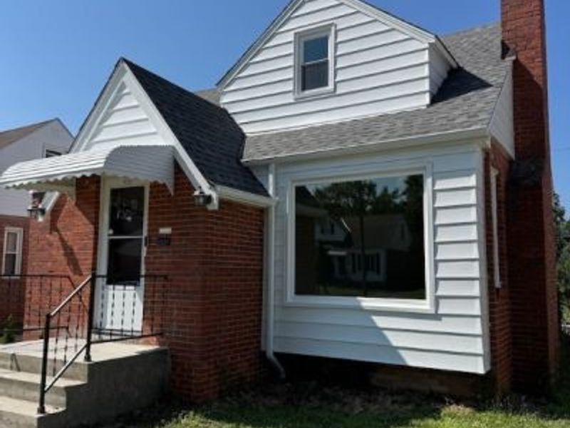 4201 Lambert Road, Cleveland, OH 44121 Photo 39