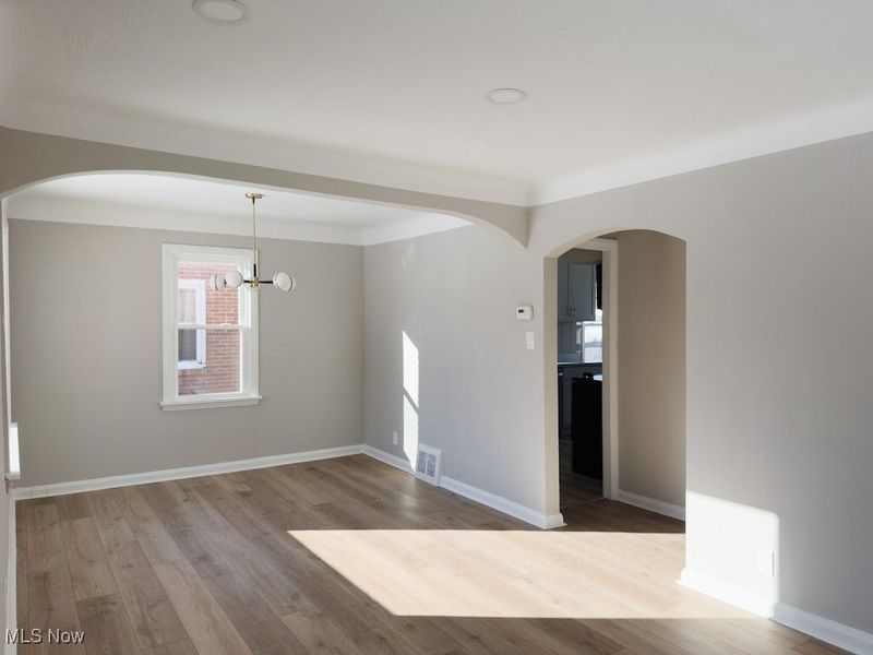 4201 Lambert Road, Cleveland, OH 44121 Photo 8