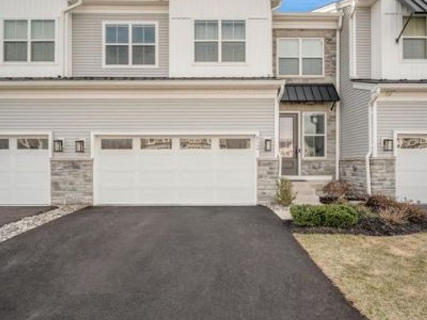 612 Conrad Drive, Warrington, PA 18976 Main Photo