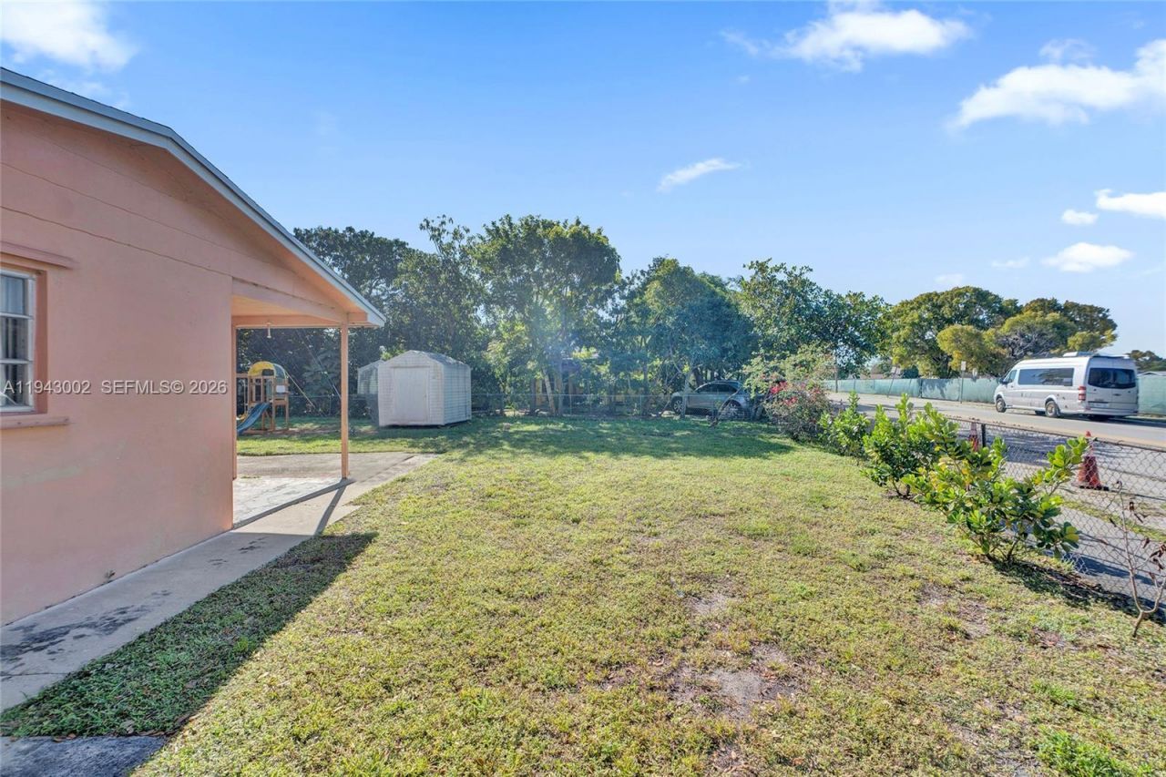 1450 NW 198th St, Miami Gardens, FL 33169 Photo