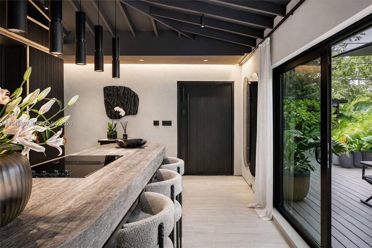 3522 William Avenue, Miami, FL 33133 Photo