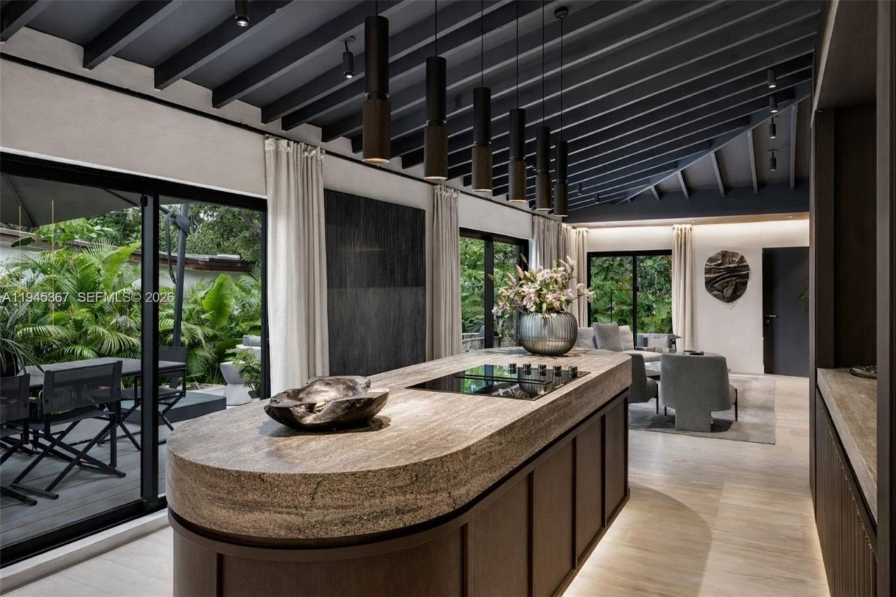 3522 William Avenue, Miami, FL 33133 Photo