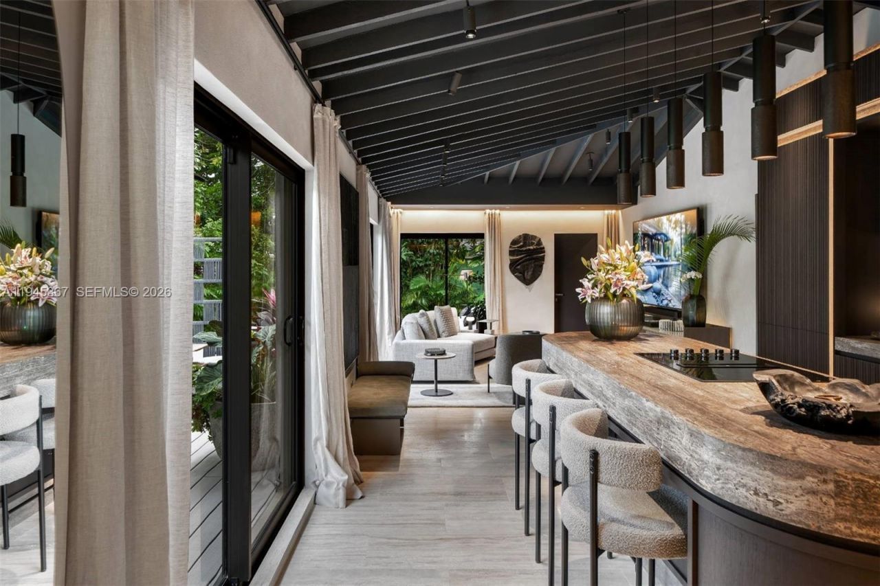 3522 William Avenue, Miami, FL 33133 Photo