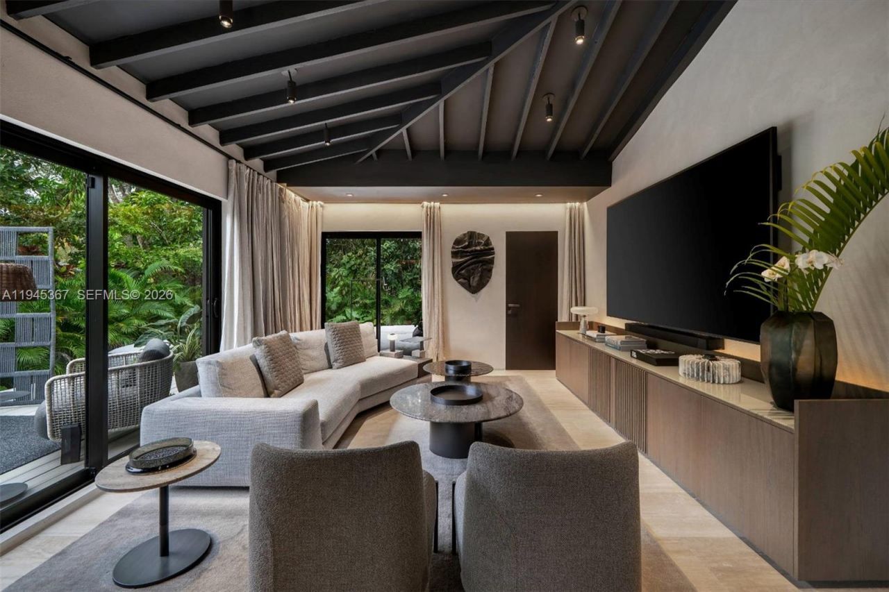 3522 William Avenue, Miami, FL 33133 Photo