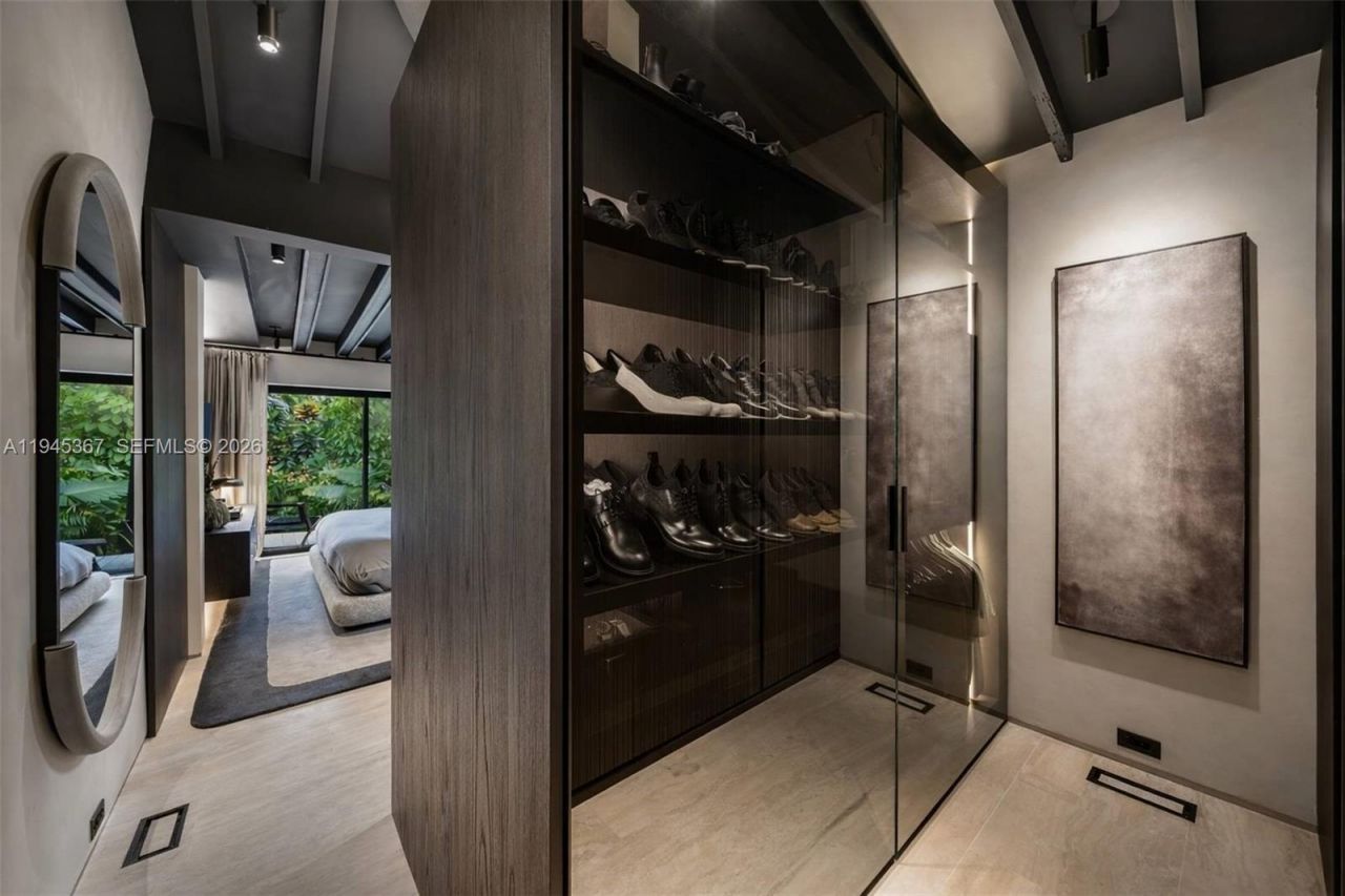 3522 William Avenue, Miami, FL 33133 Photo