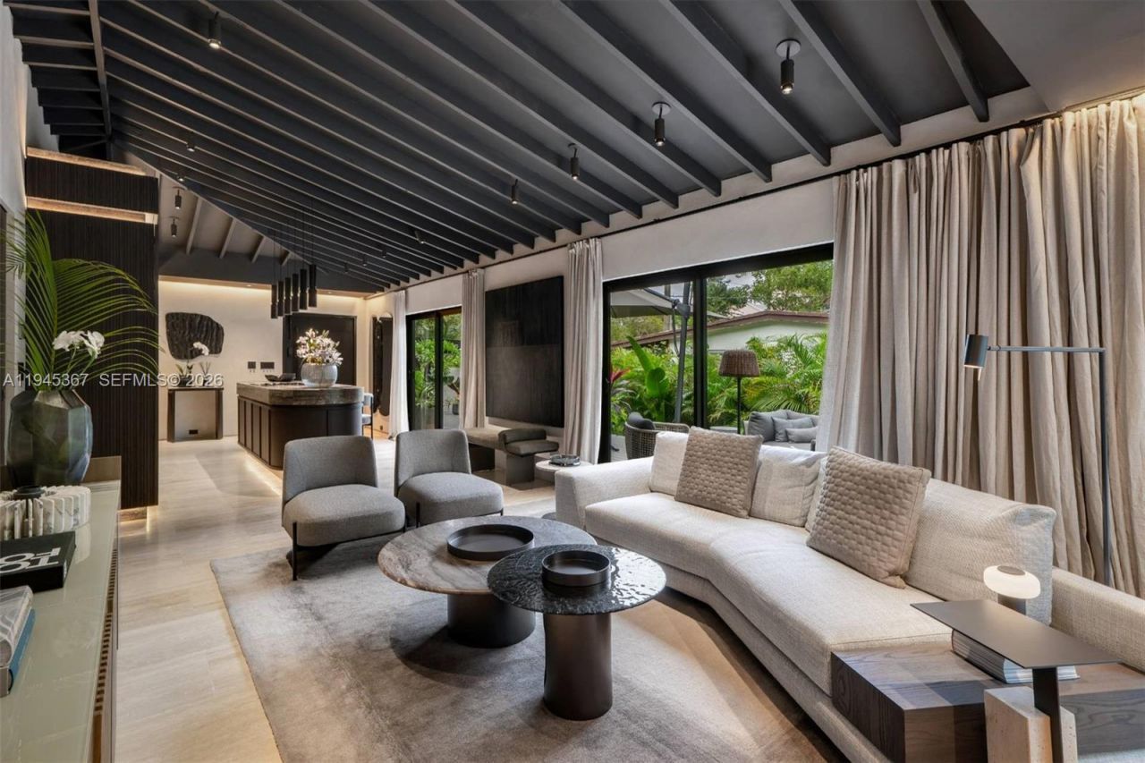 3522 William Avenue, Miami, FL 33133 Photo