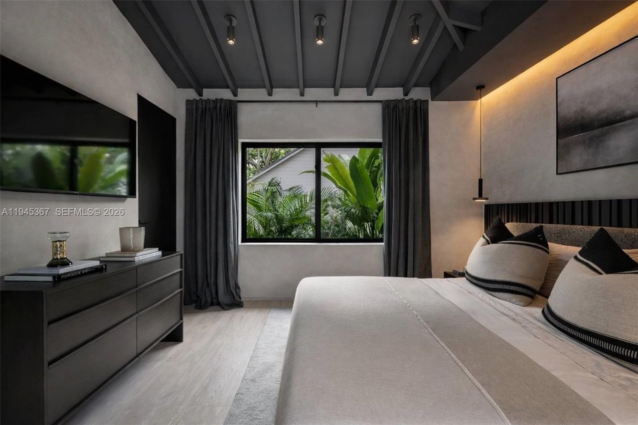 3522 William Avenue, Miami, FL 33133 Photo