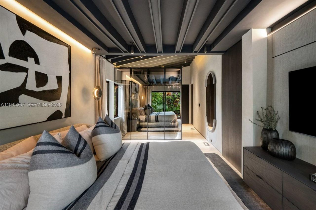 3522 William Avenue, Miami, FL 33133 Photo