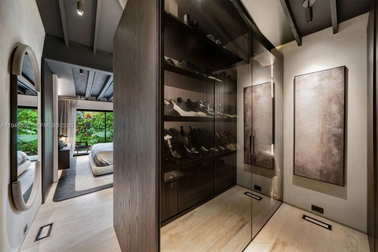 3522 William Avenue, Miami, FL 33133 Photo