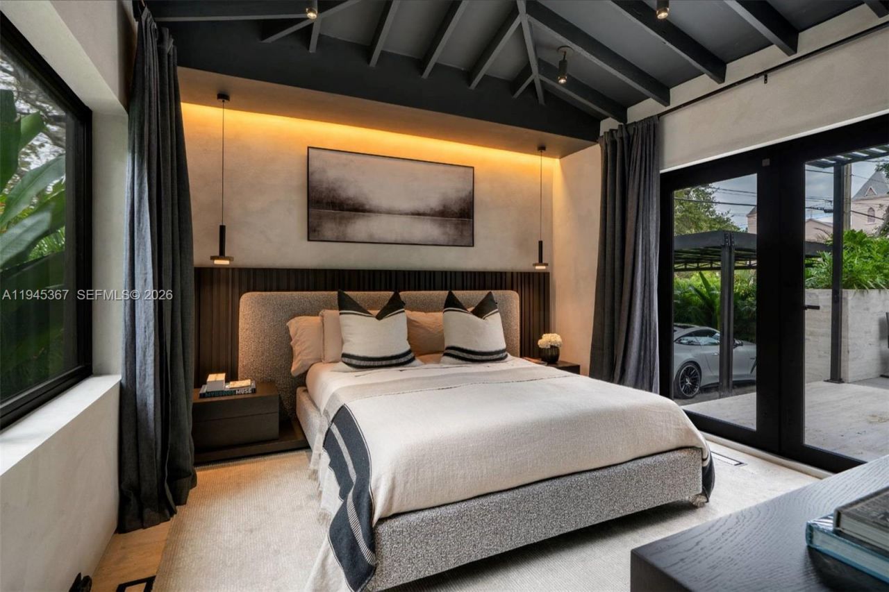 3522 William Avenue, Miami, FL 33133 Photo