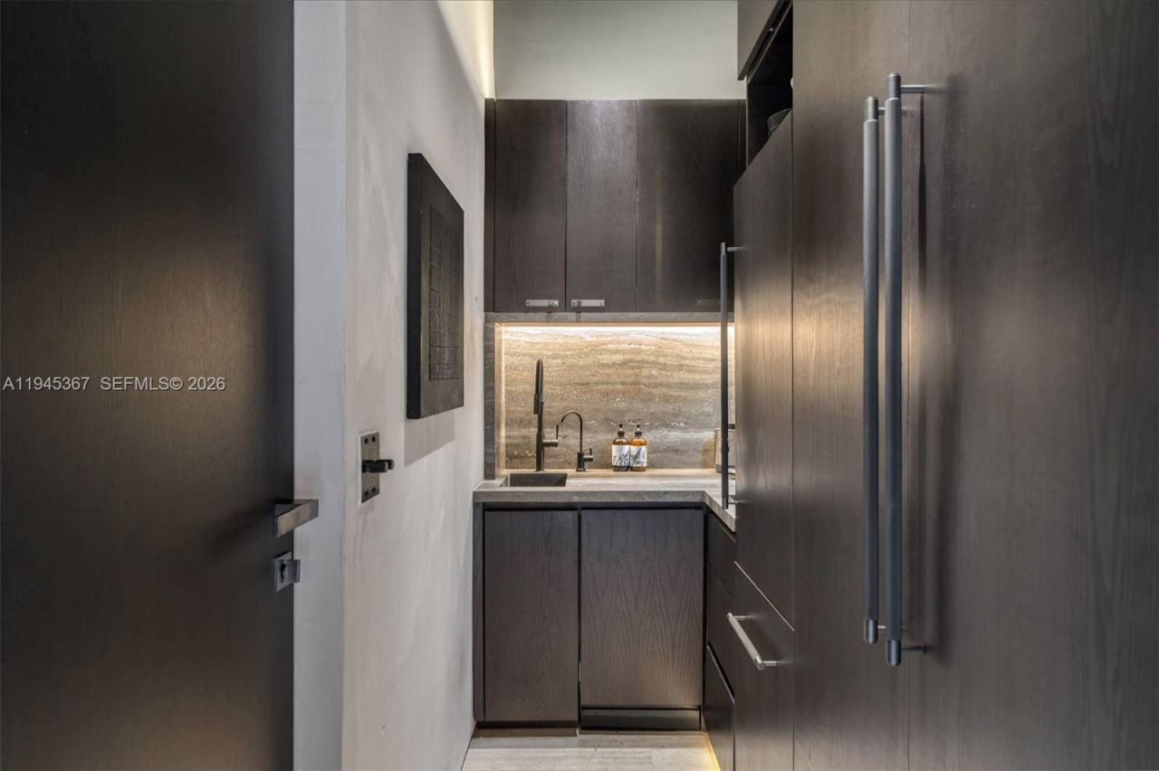 3522 William Avenue, Miami, FL 33133 Photo